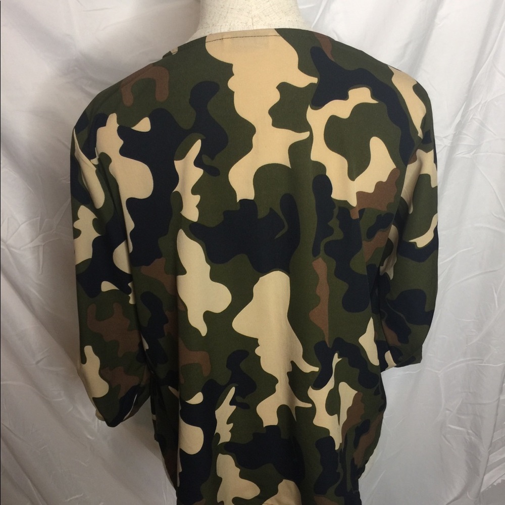 Blouse - Picture 3 of 3